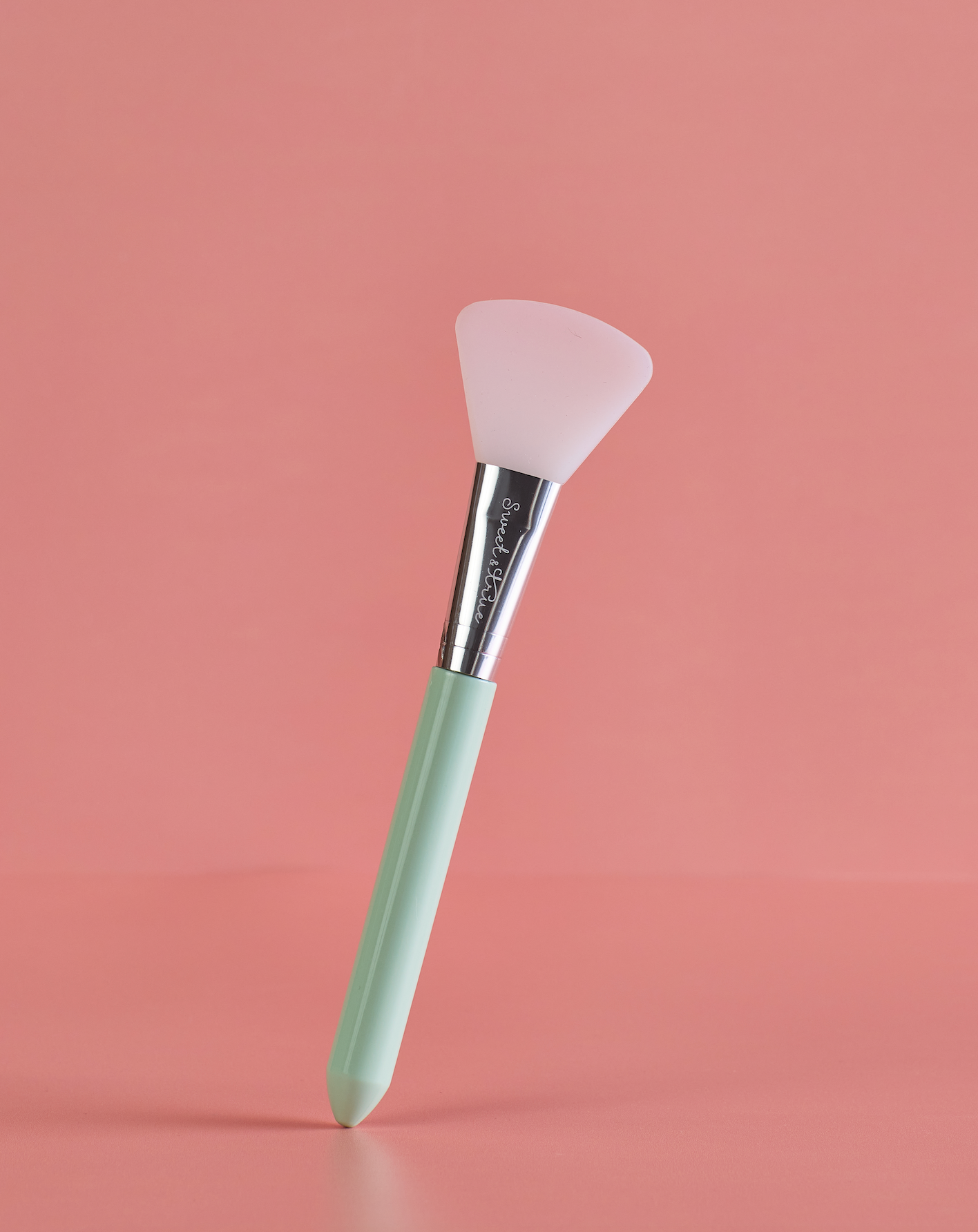 Snatched Silicone Mask Brush